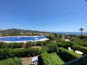 Appart. vue mer avec piscine - Golfe de St Tropez, Les Issambres